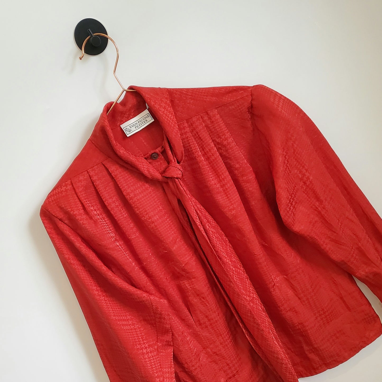 Vintage 60's Pussy Bow Blouse | Size 8