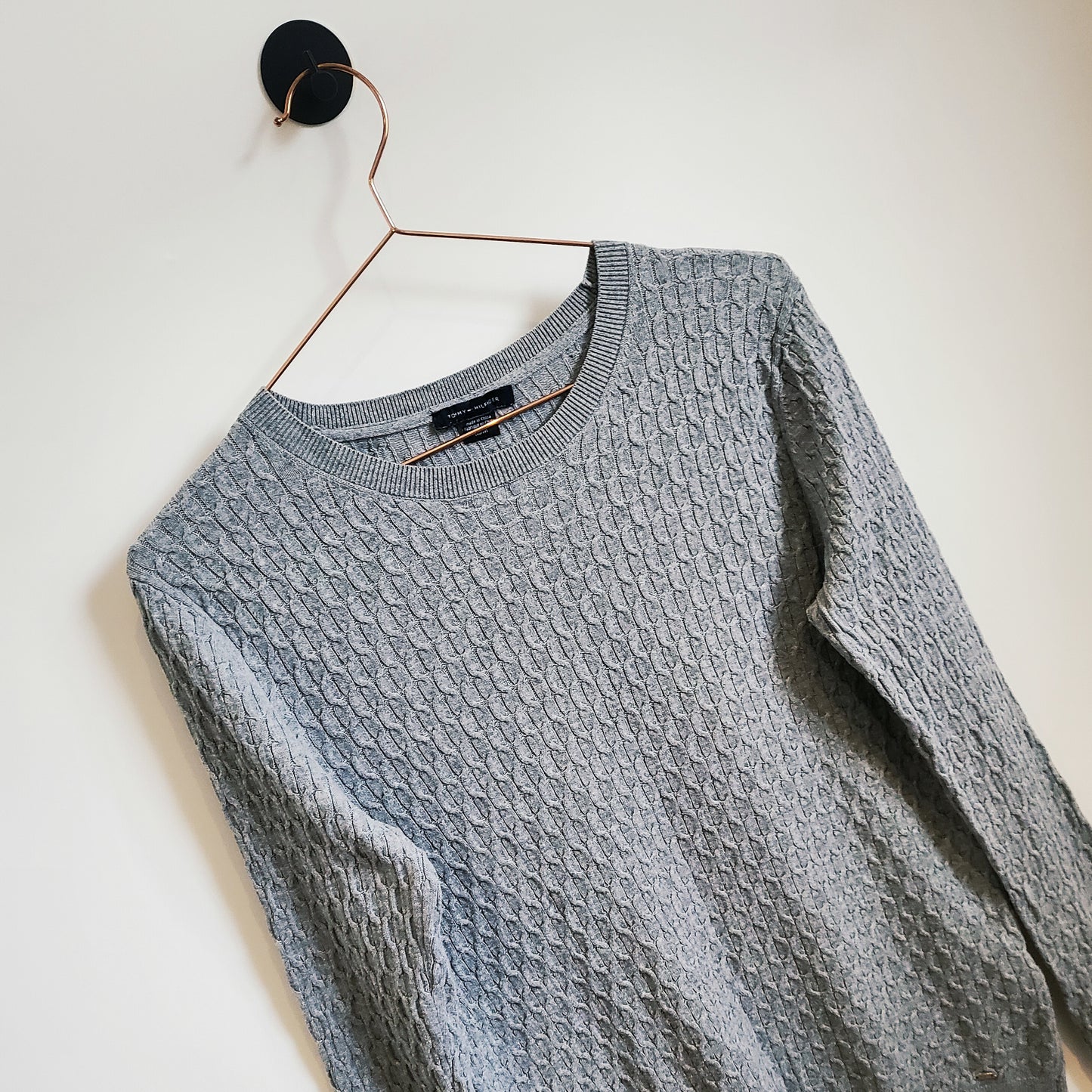 Vintage 90s Tommy Hilfiger Cable Knit Sweater | Size M