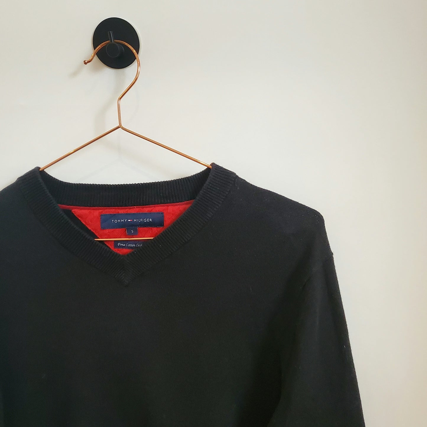 Retro Tommy Hilfiger V-Neck Knit Jumper | Size S