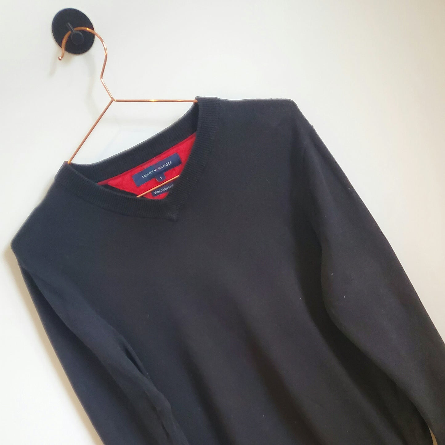 Retro Tommy Hilfiger V-Neck Knit Jumper | Size S