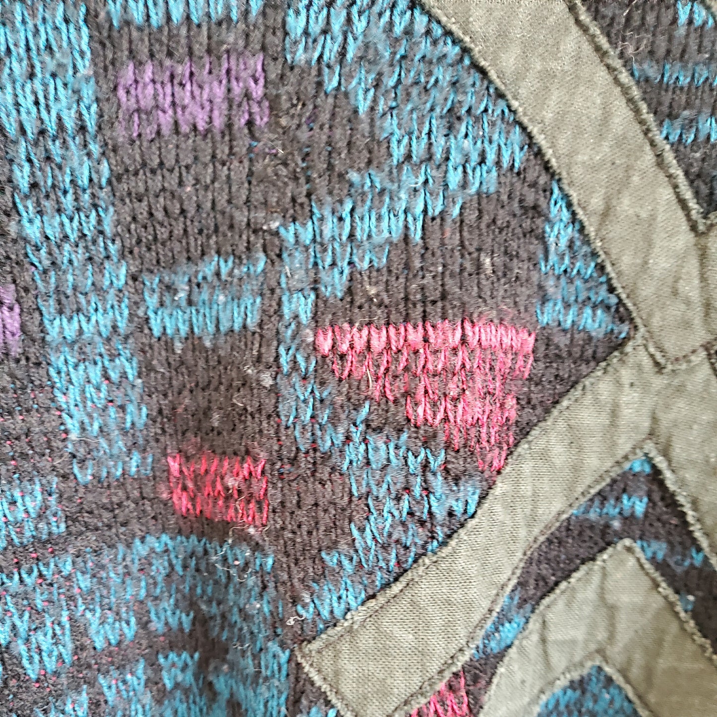 Vintage 80s Funky Pattern Knit Jumper | Size M