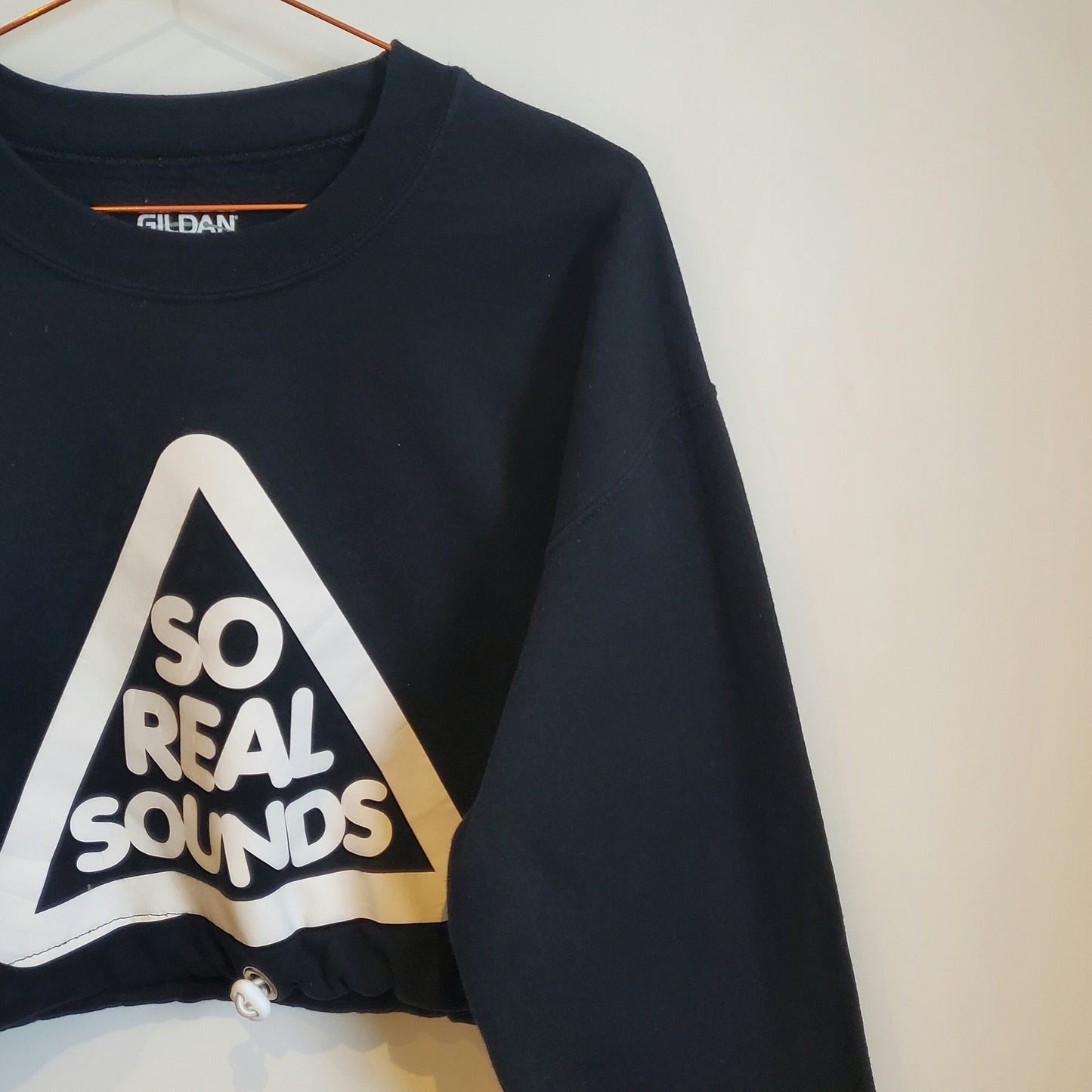 Reworked Y2K Graphic Crop Sweatshirt | Size 12