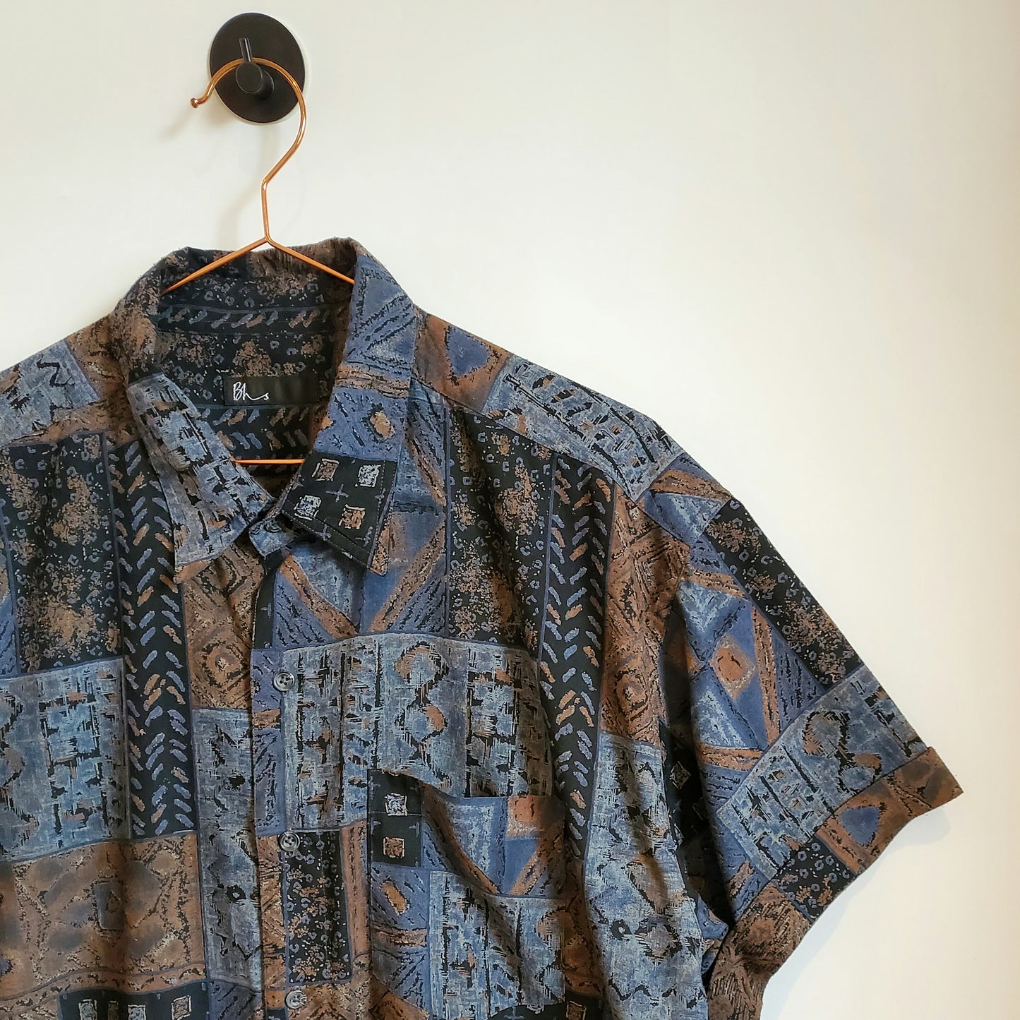Vintage Y2K Funky Pattern Festival Shirt | Size M