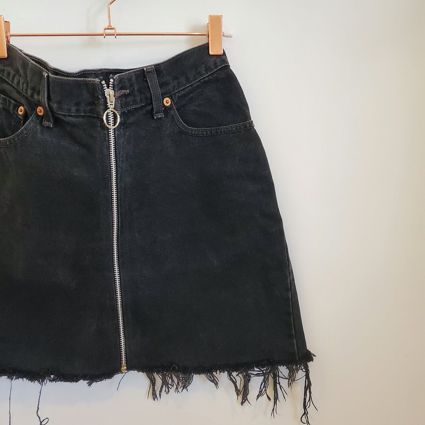 Vintage 90s Levi's Denim Zipper Mini Skirt | Size 10