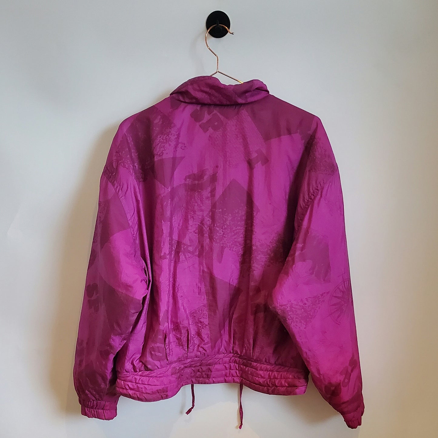 Sustainable vintage 90s ski jacket in pink
