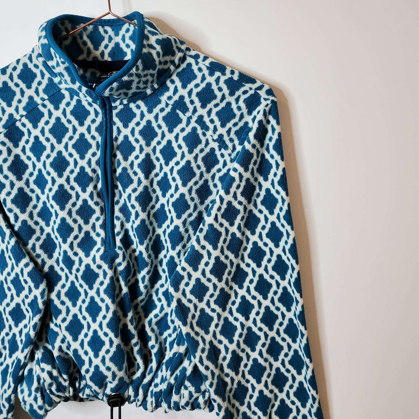 Vintage 90s Reworked Abstract Crop Fleece Top Teal and White Size 10-12