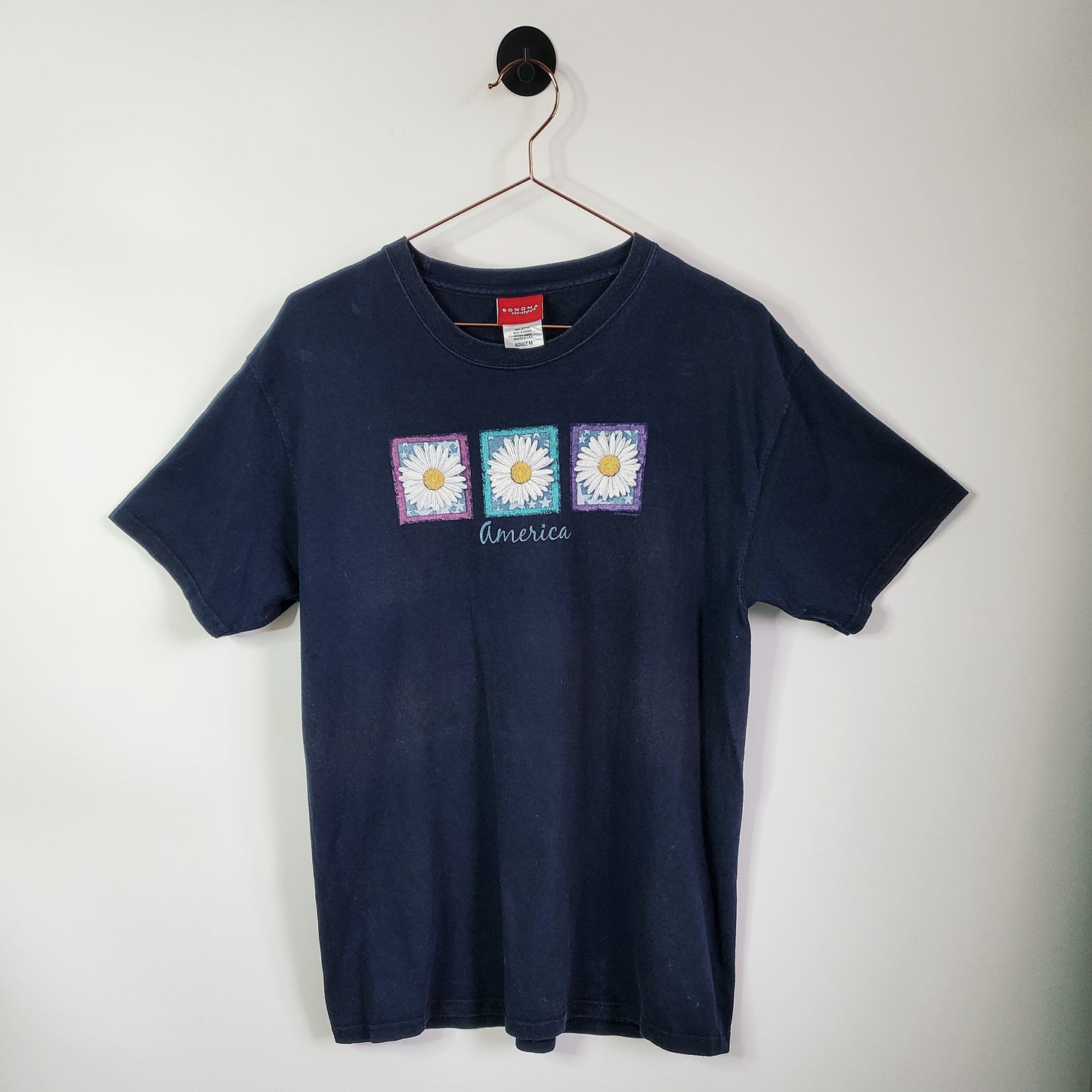 Vintage 90s Floral Graphic T-shirt | Size M