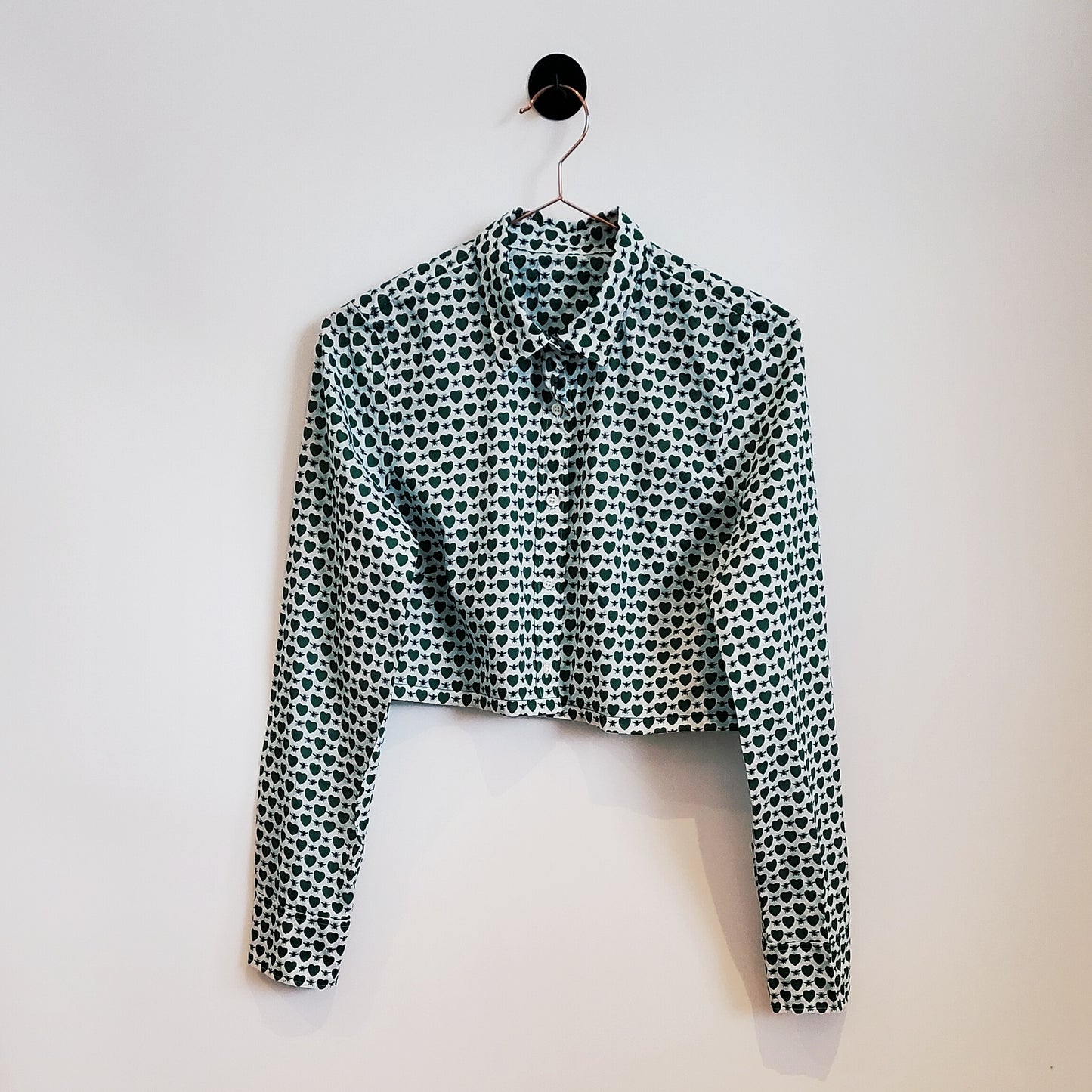 Reworked Heart and Bee Crop Shirt | Size 8