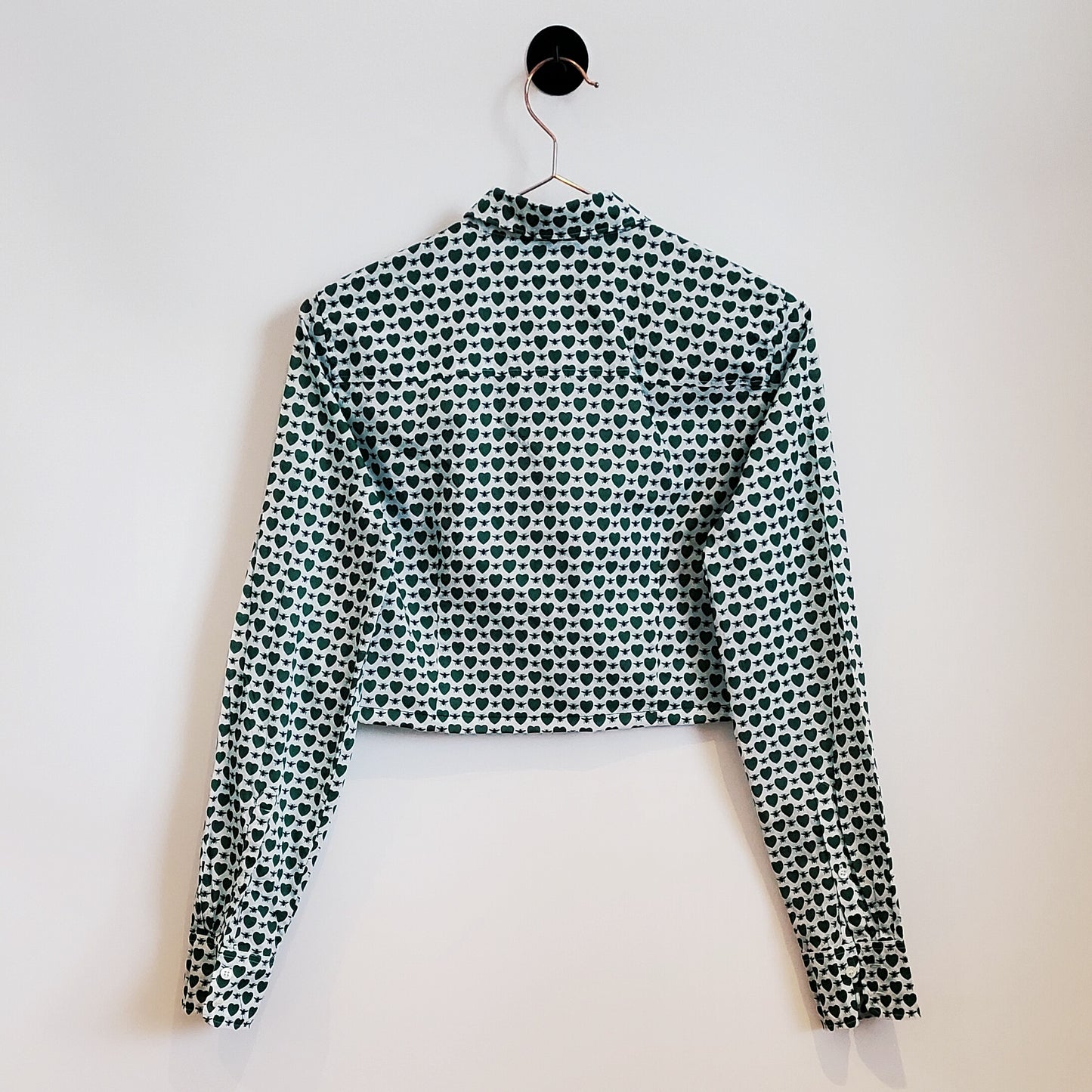 Reworked Vintage Heart and Bee Crop Shirt | Size 8