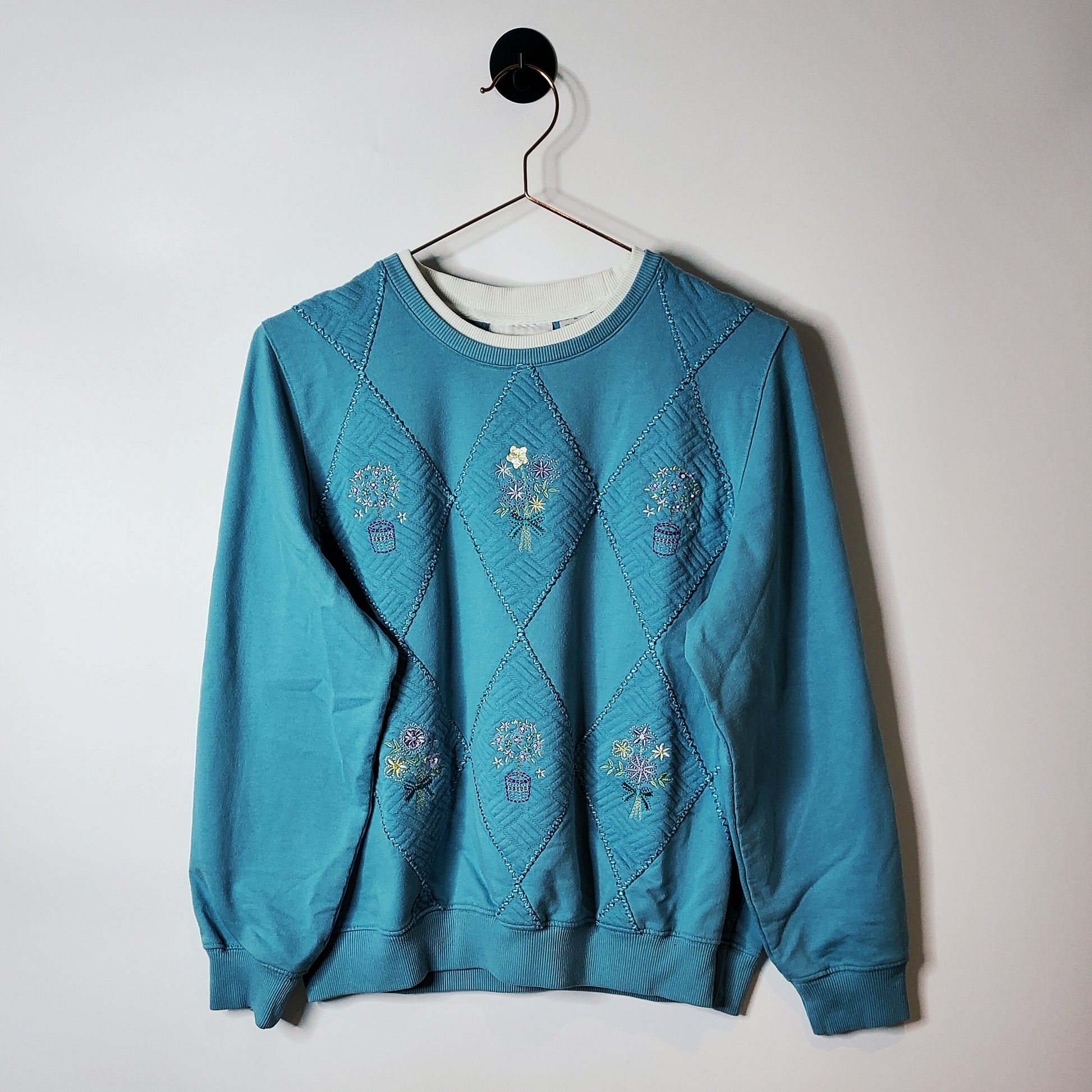 Vintage 90's Alfred Dunner Embroidered Sweatshirt Blue Size M