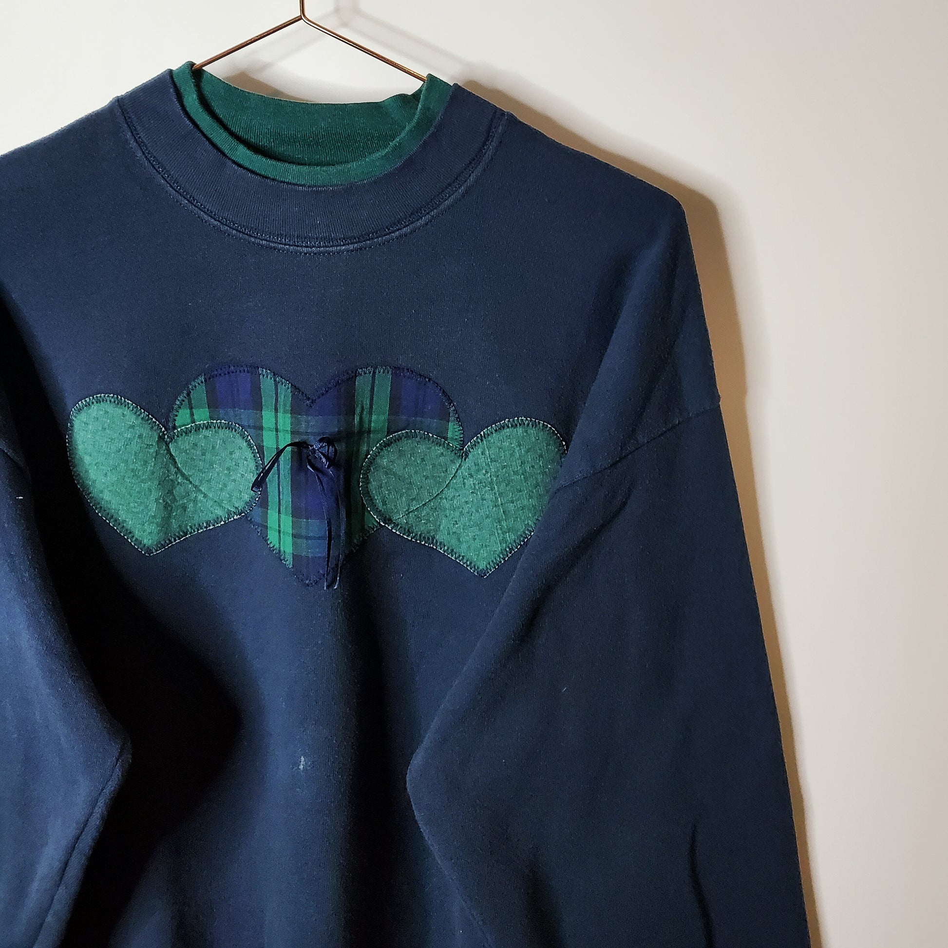 Vintage 90s Lee Hart Embroidered Sweatshirt Navy Size L