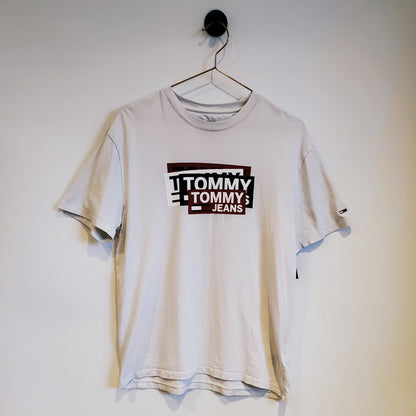 Vintage Graphic Tommy Hilfiger Jeans Logo  T-shirt | Size S